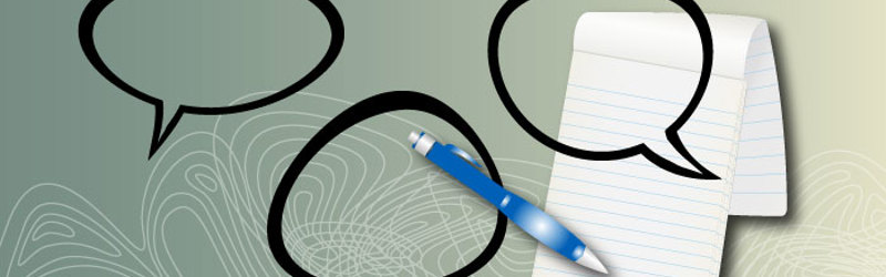 Grafik med talebobler, kuglepen og blok på grøn baggrund